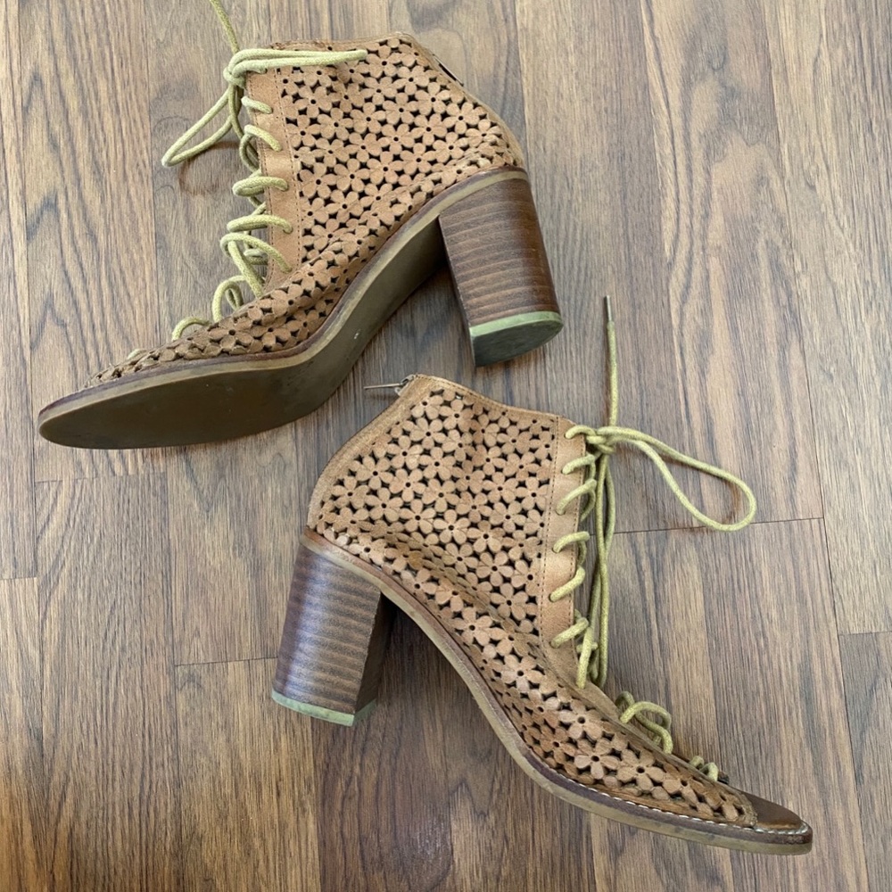 Jeffrey Campbell Cors Sandals Size 8 - image 2